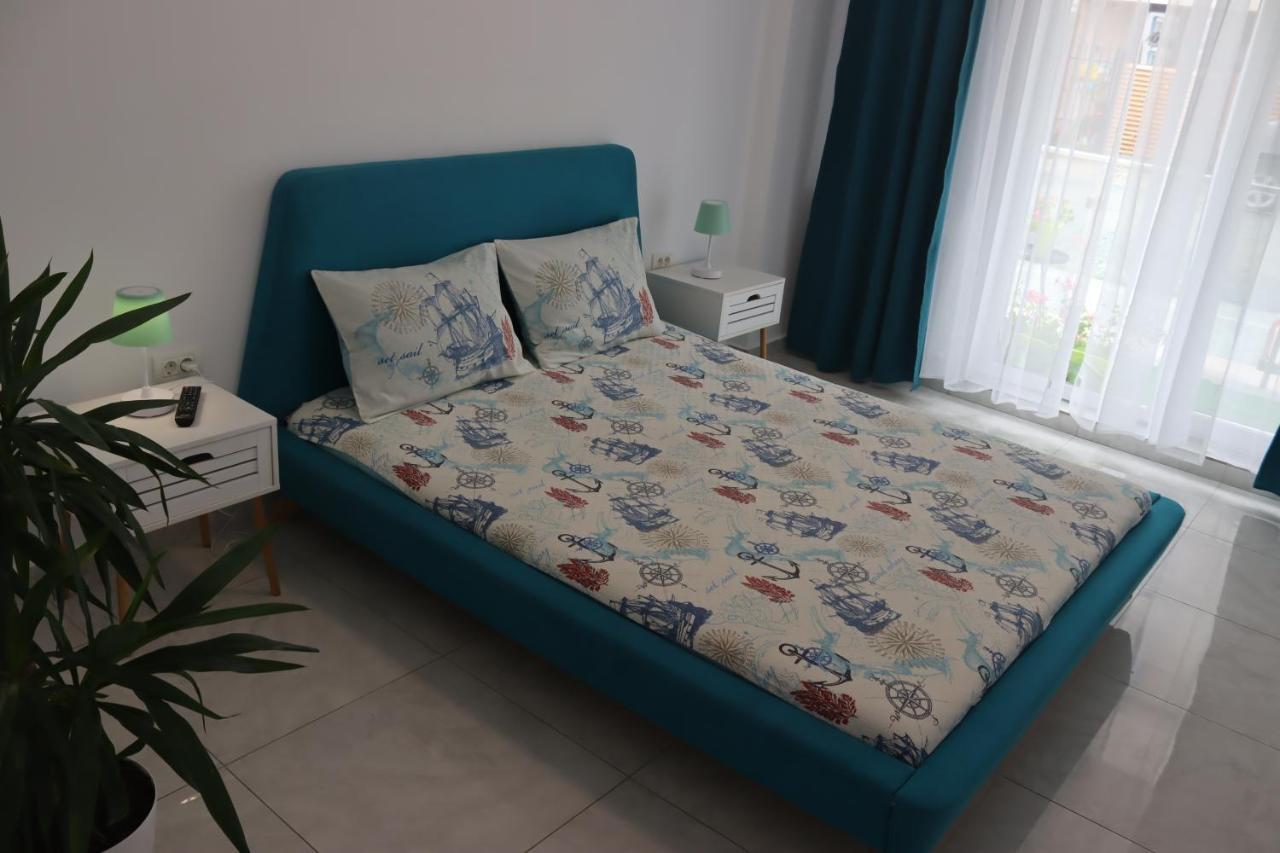 Beach Apartment By Mamaia Nord Năvodari Kültér fotó