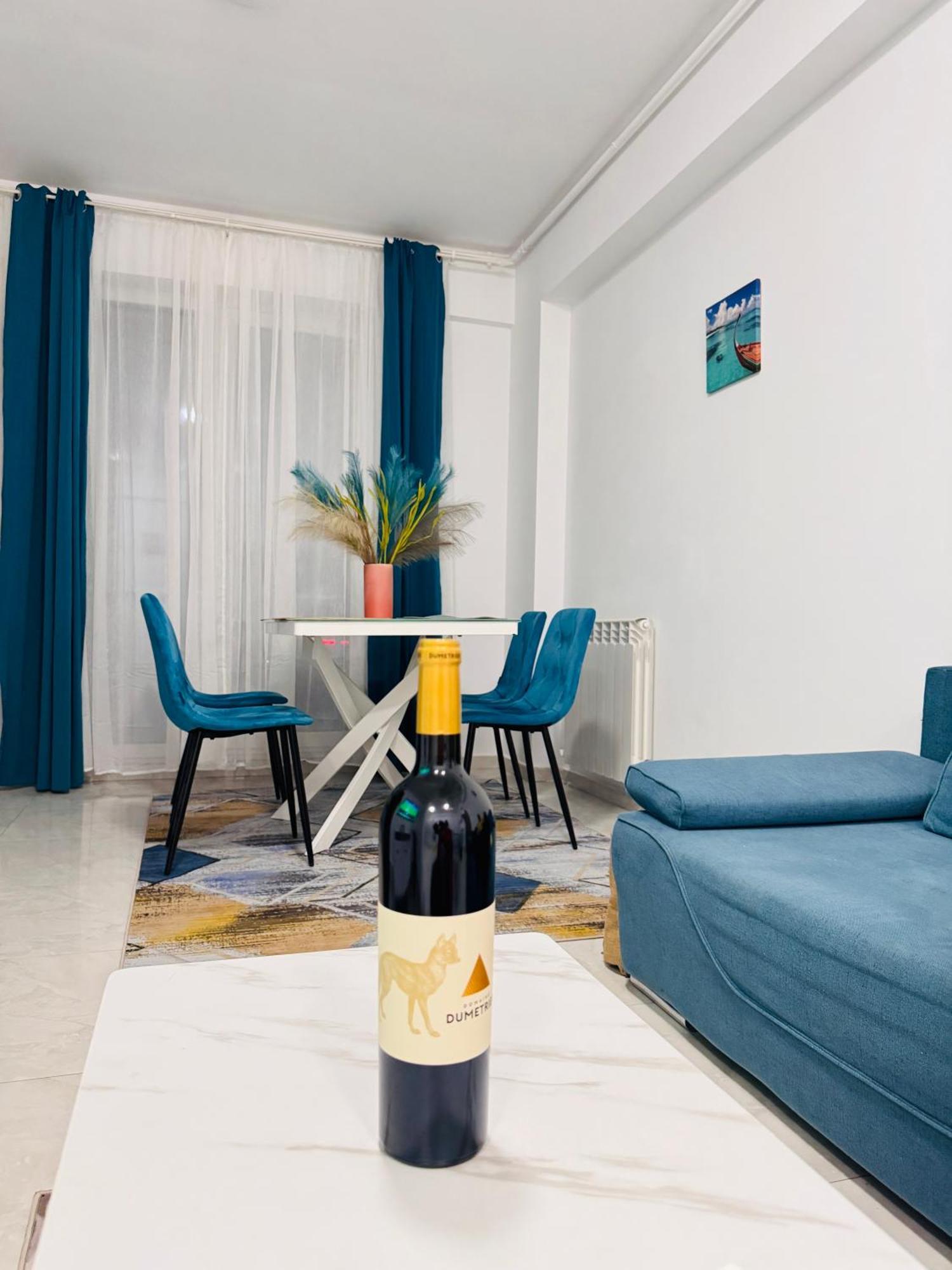 Beach Apartment By Mamaia Nord Năvodari Kültér fotó